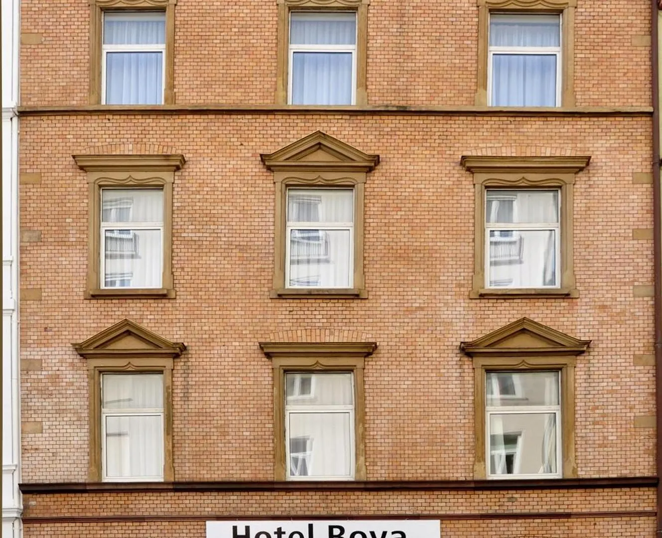 Hotel Bova Frankfurt nad Mohanem 3*,  Německo